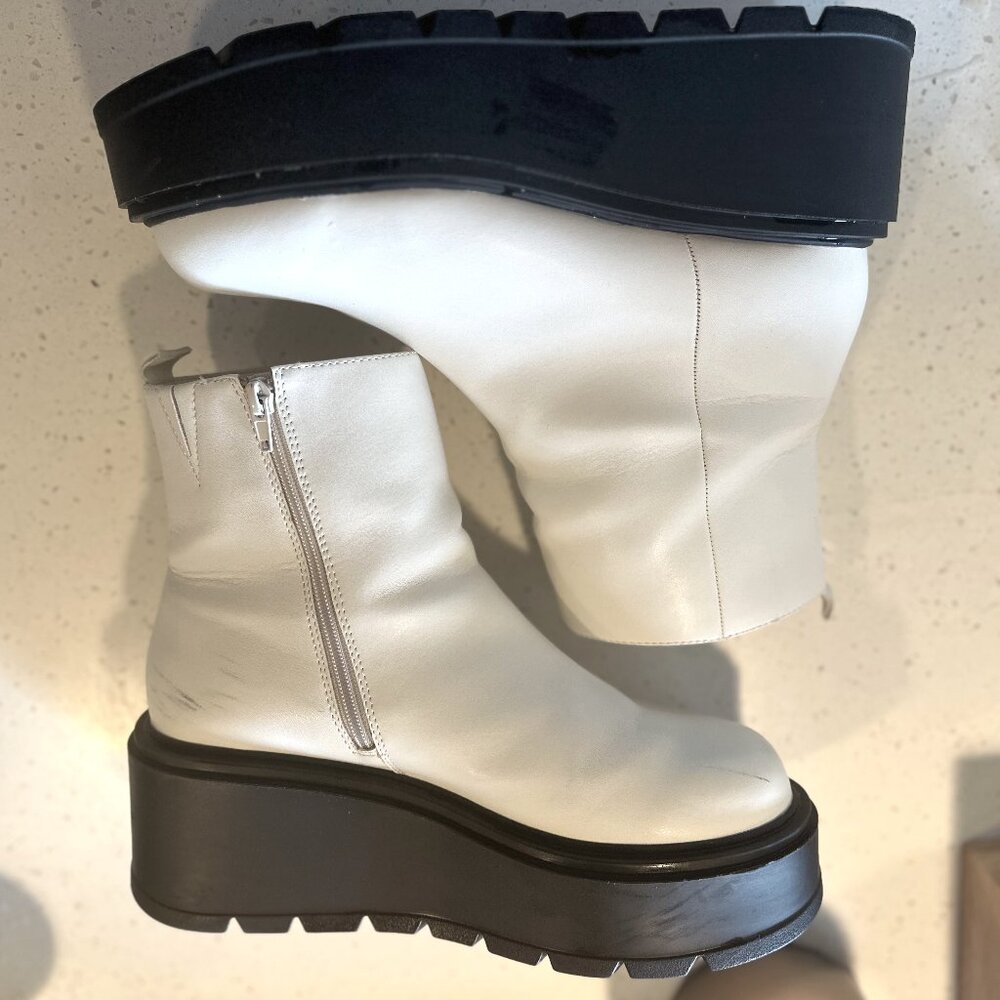 BP. Women Milo Platform Chunky Ankle Boots Size 10M White Faux Leather Zip Up